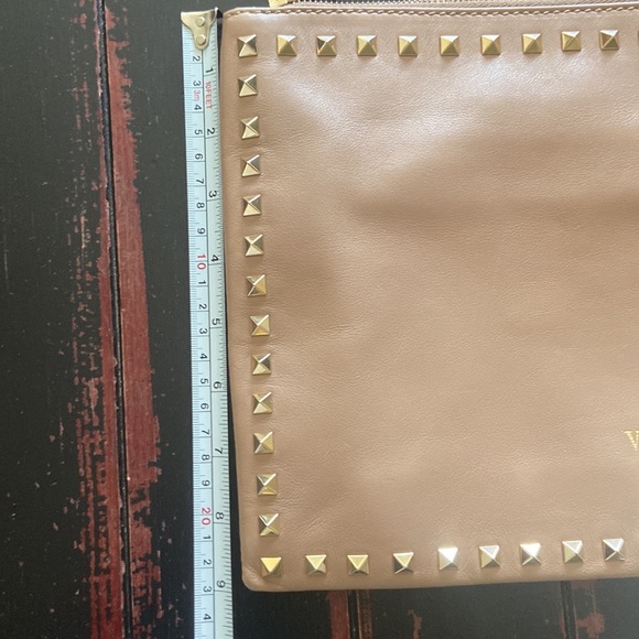 Valentino Garavani Leather Clutch - Picture 6 of 12